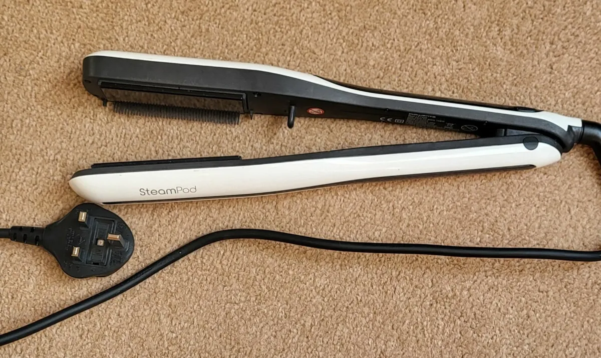 Loreal Steampod Hair Straightener - Image 1