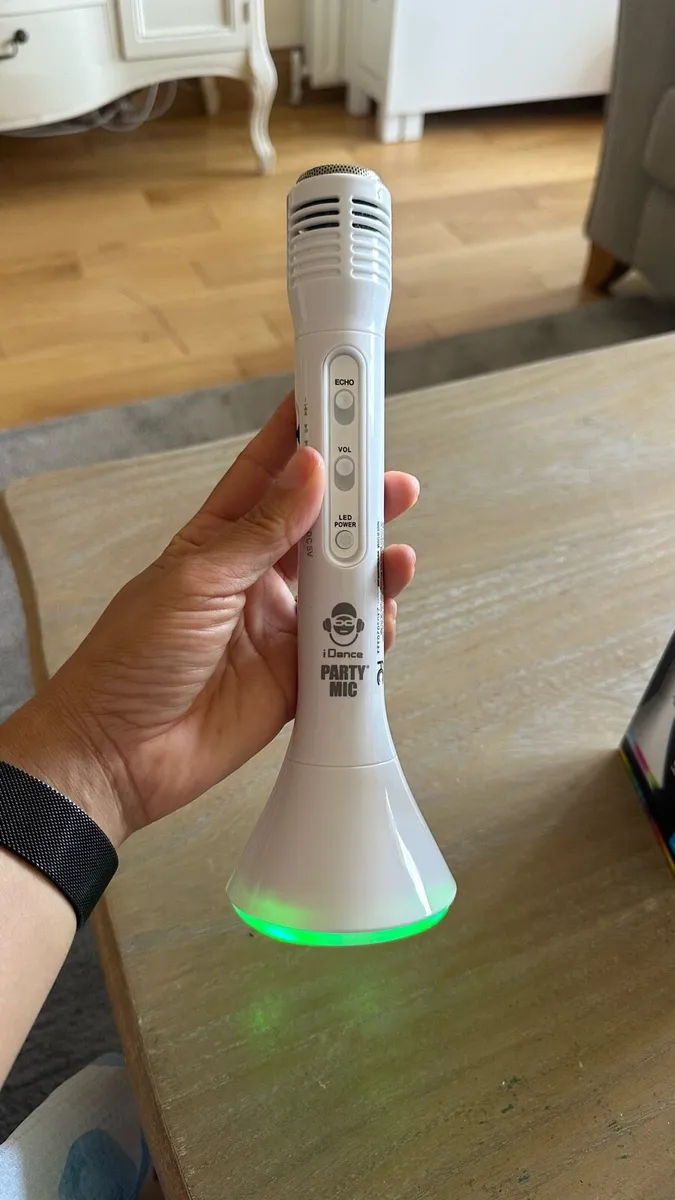 Wireless Karaoke - Image 2