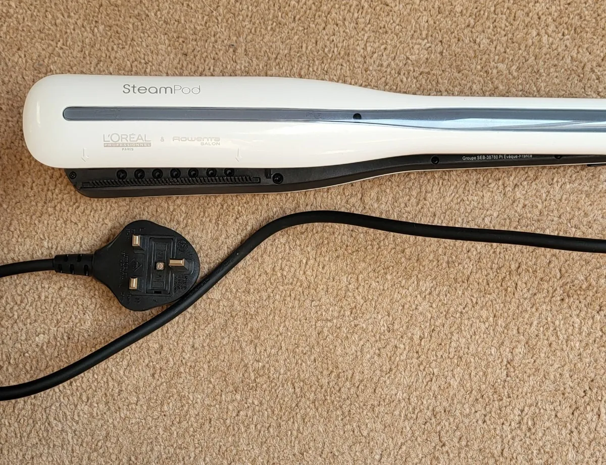 Loreal Steampod Hair Straightener - Image 2