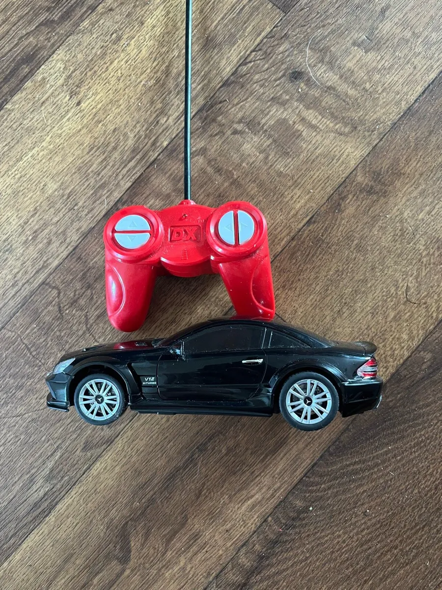 RC Mercedes-Benz SL65 AMG Black Series - Image 1