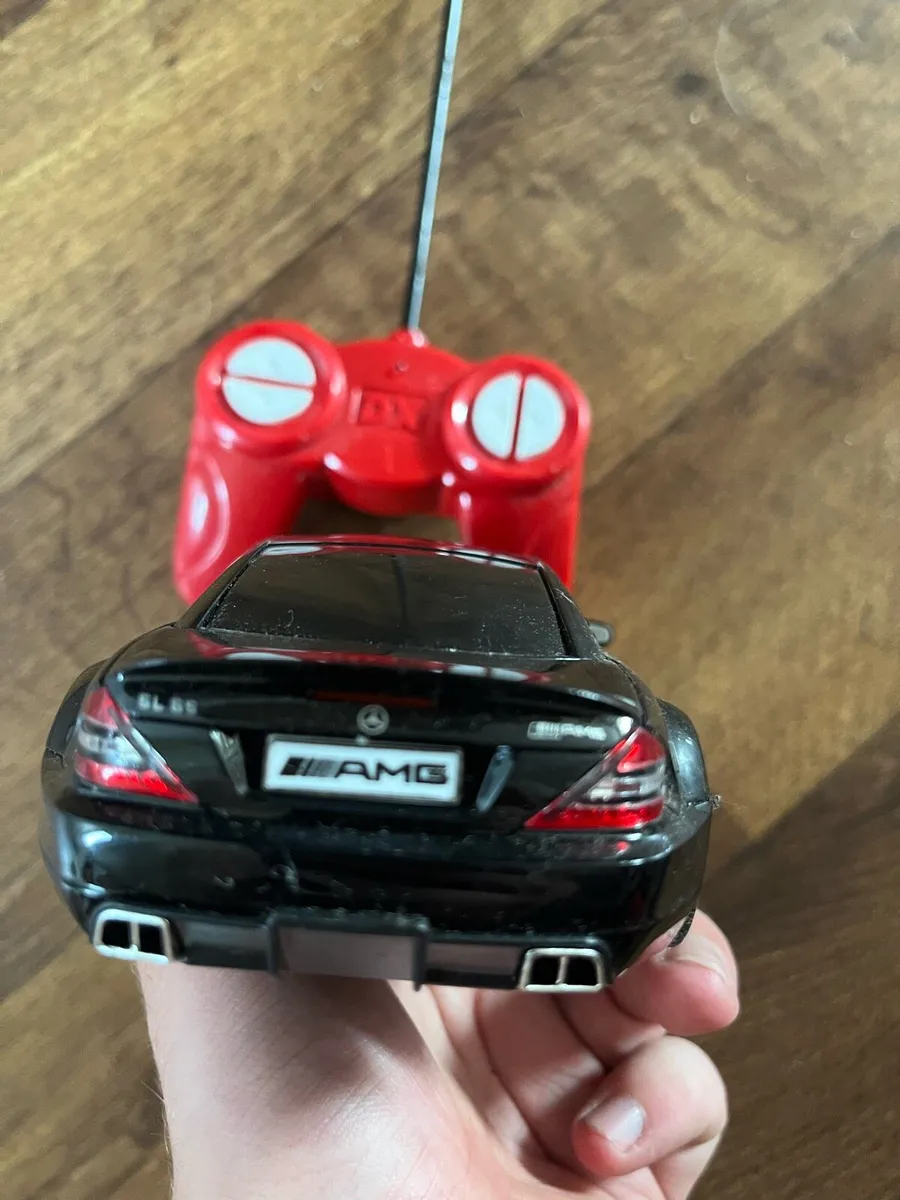 RC Mercedes-Benz SL65 AMG Black Series - Image 3