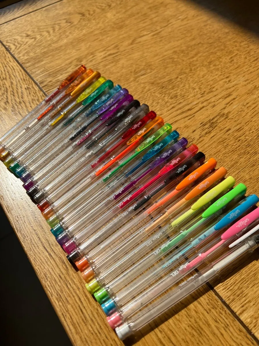 Smiggles gel pen set - Image 1