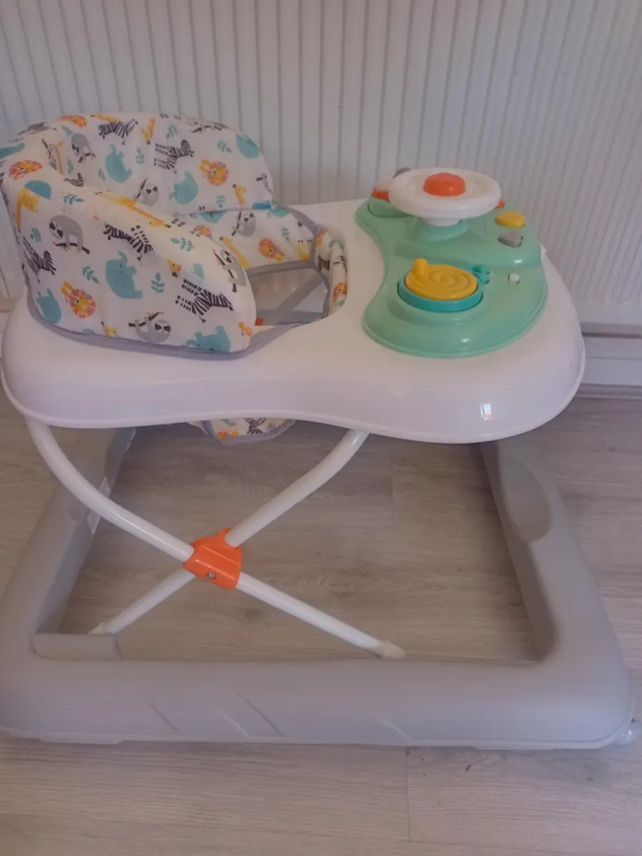 Babylo baby's walker. - Image 2