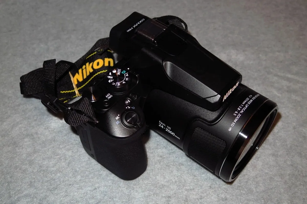 Nikon Coolpix P950 16.0MP 83x Digital Camera - Image 4