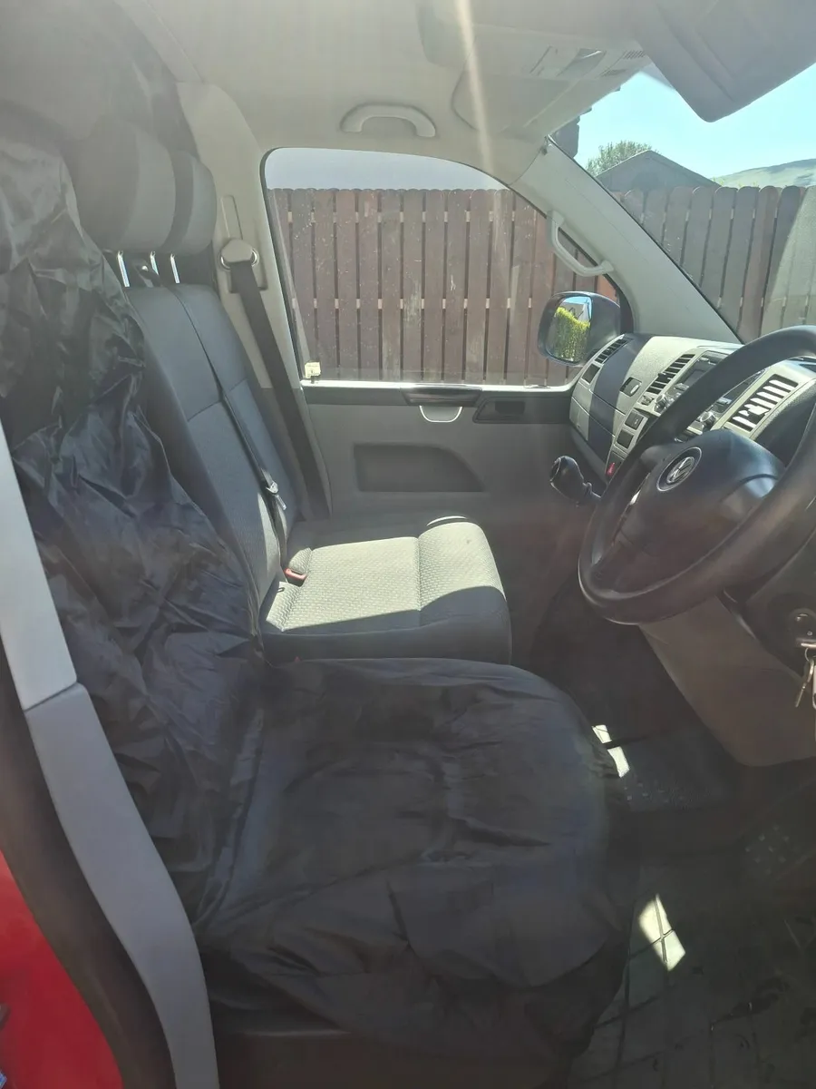 Volkswagen Transporter 2013 - Image 3