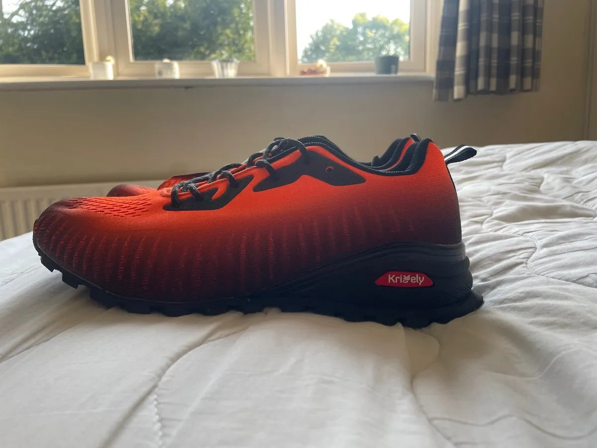 Shoes (trail running) - Image 2