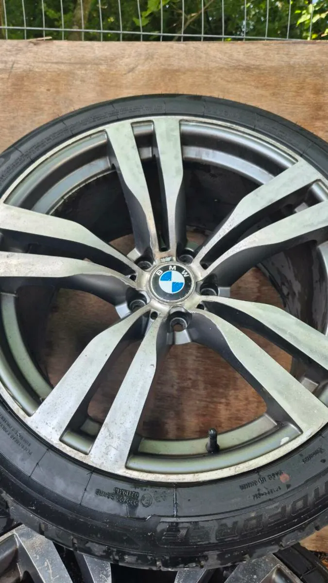 20" GENUINE BMW LLOYS AND TYERS - Image 4