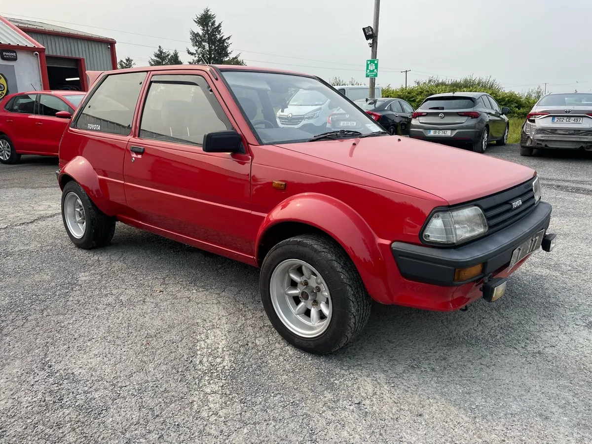 Toyota starlet - Image 4