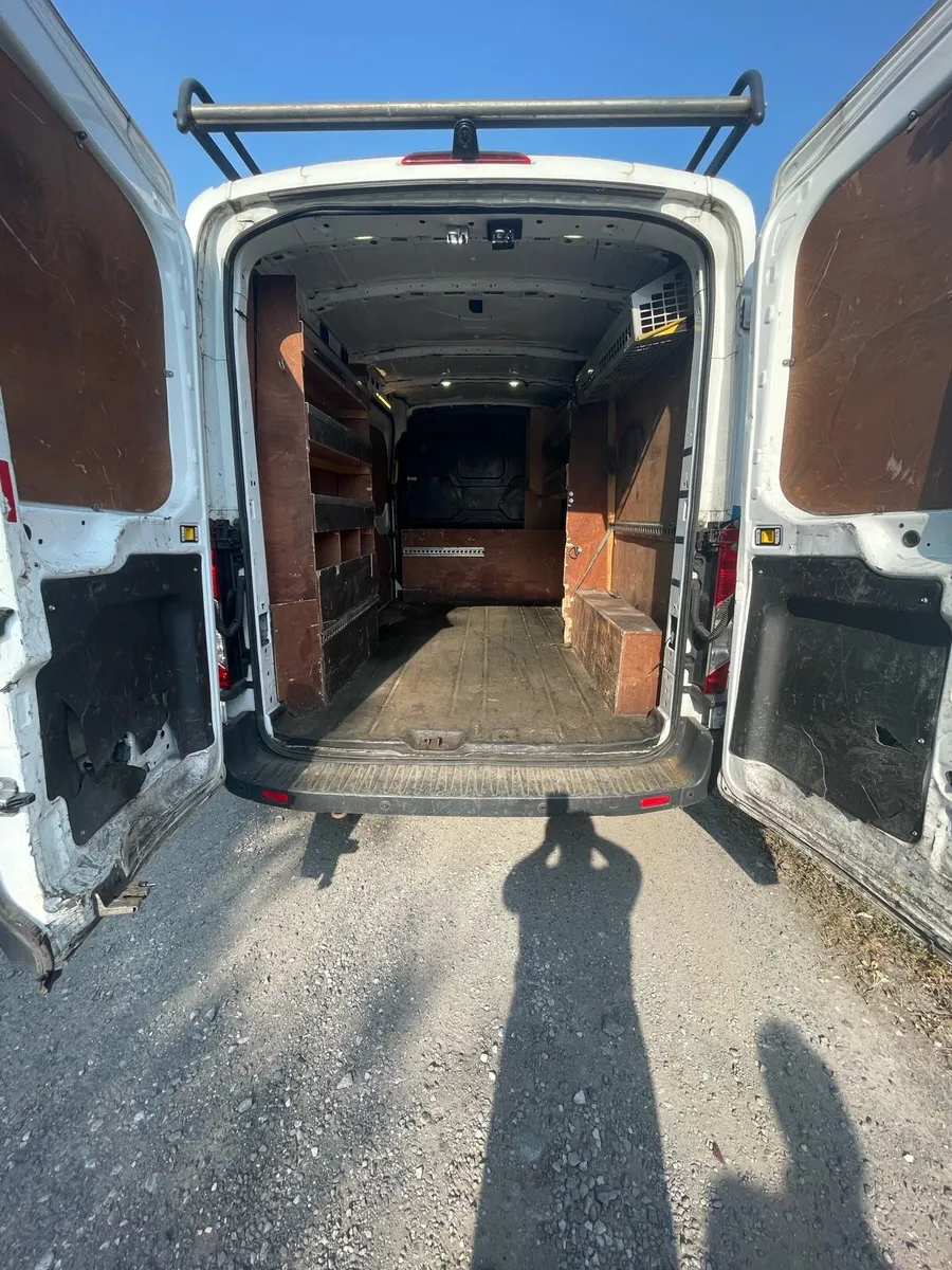 Ford Transit - Image 2