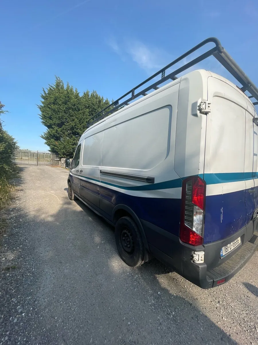 Ford Transit - Image 4