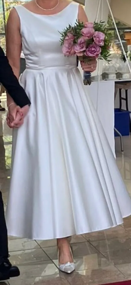 Wedding dress - Image 3