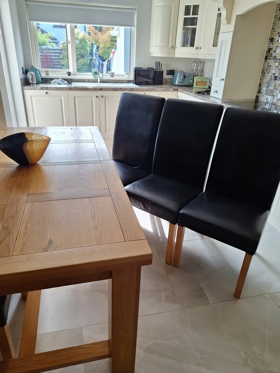 Long dining table & 6 leather chairs - Image 3