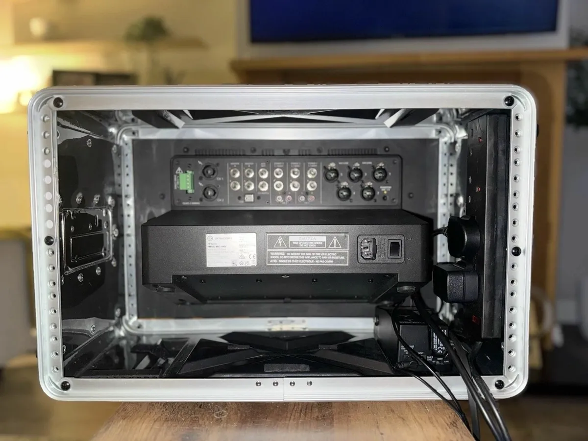 Dynacord PM 502 8-Channel Powered Mixer - Image 3