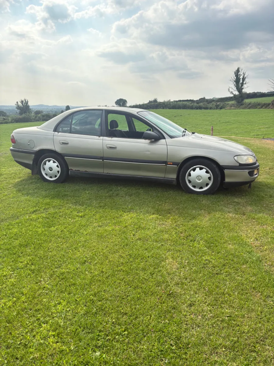 Opel Omega - Image 1