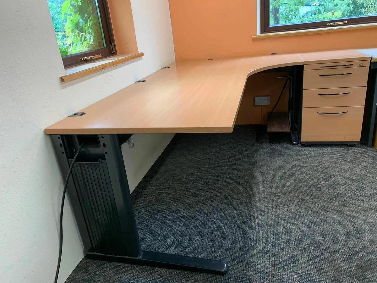 Office Desk