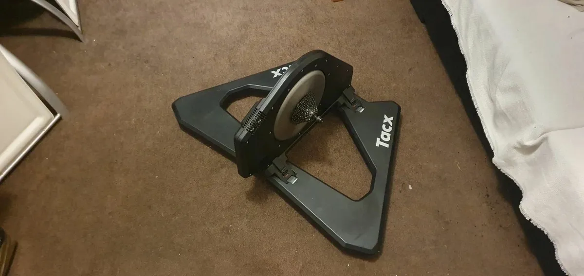 Tacx Neo Smart Turbo Trainer - Image 4