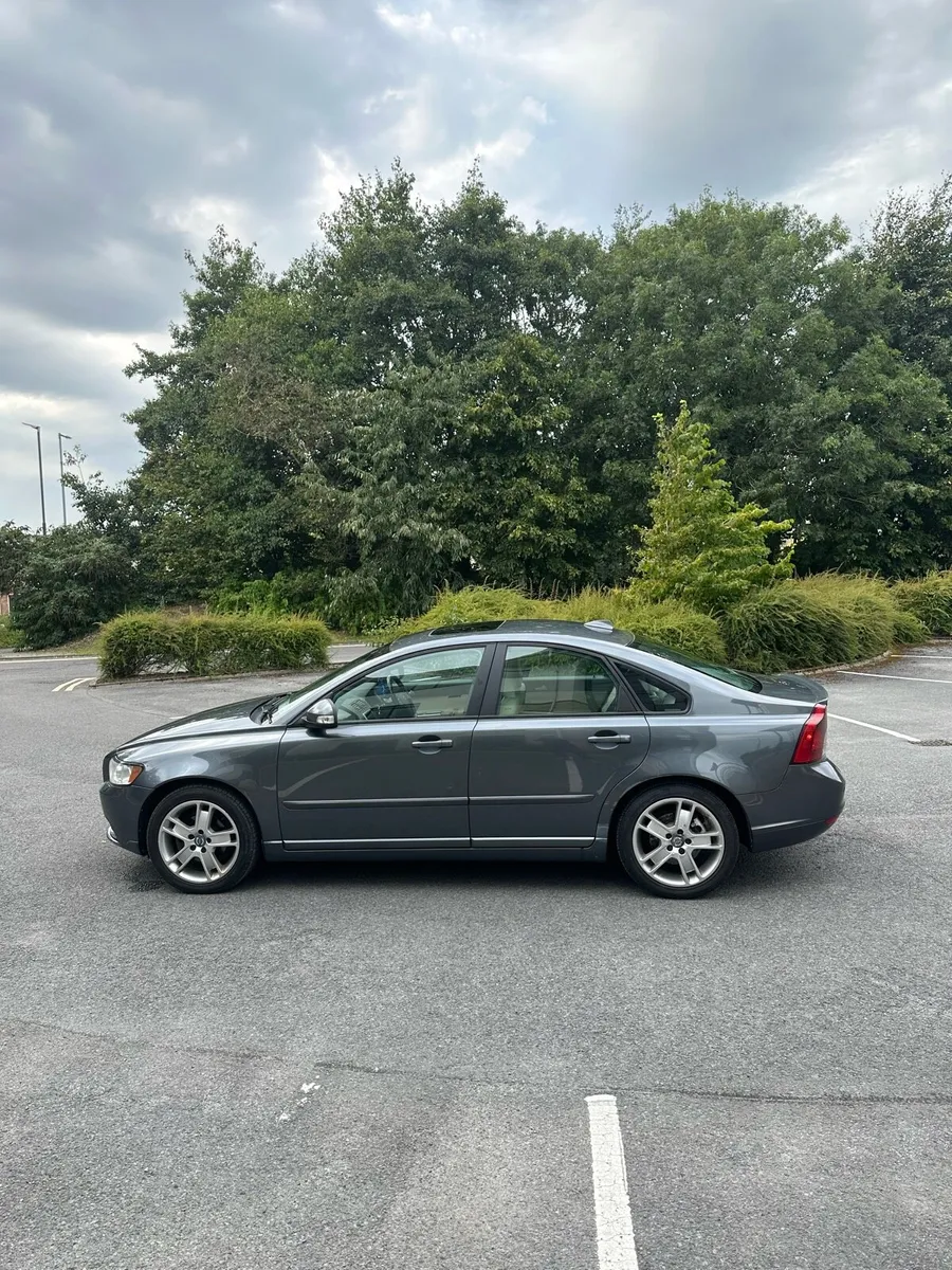 2010 Volvo S40 Lux FRESH NCT 09/26 with FSH - Image 2