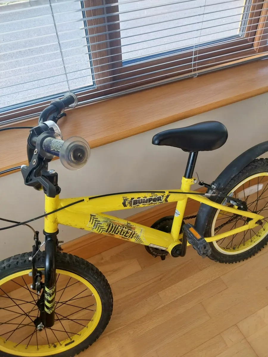 Child bicycle - Image 1