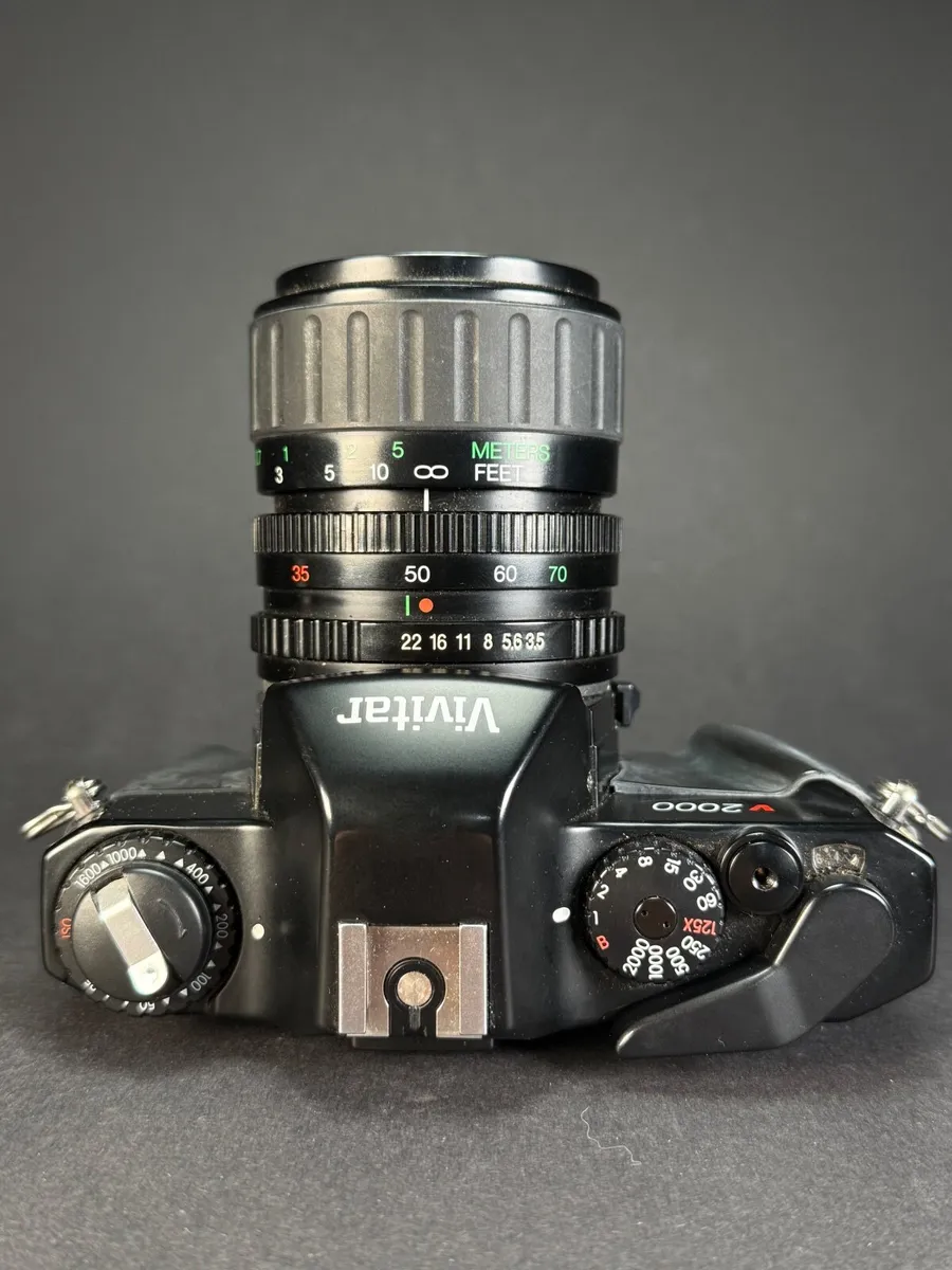 Vivitar V2000 35mm film camera kit - Image 3