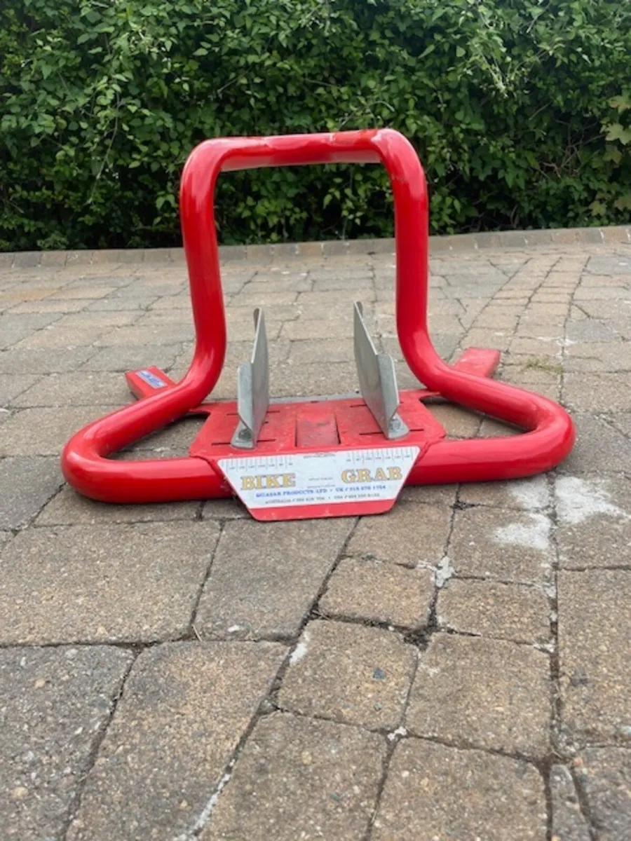 Motor bike stand - Image 2