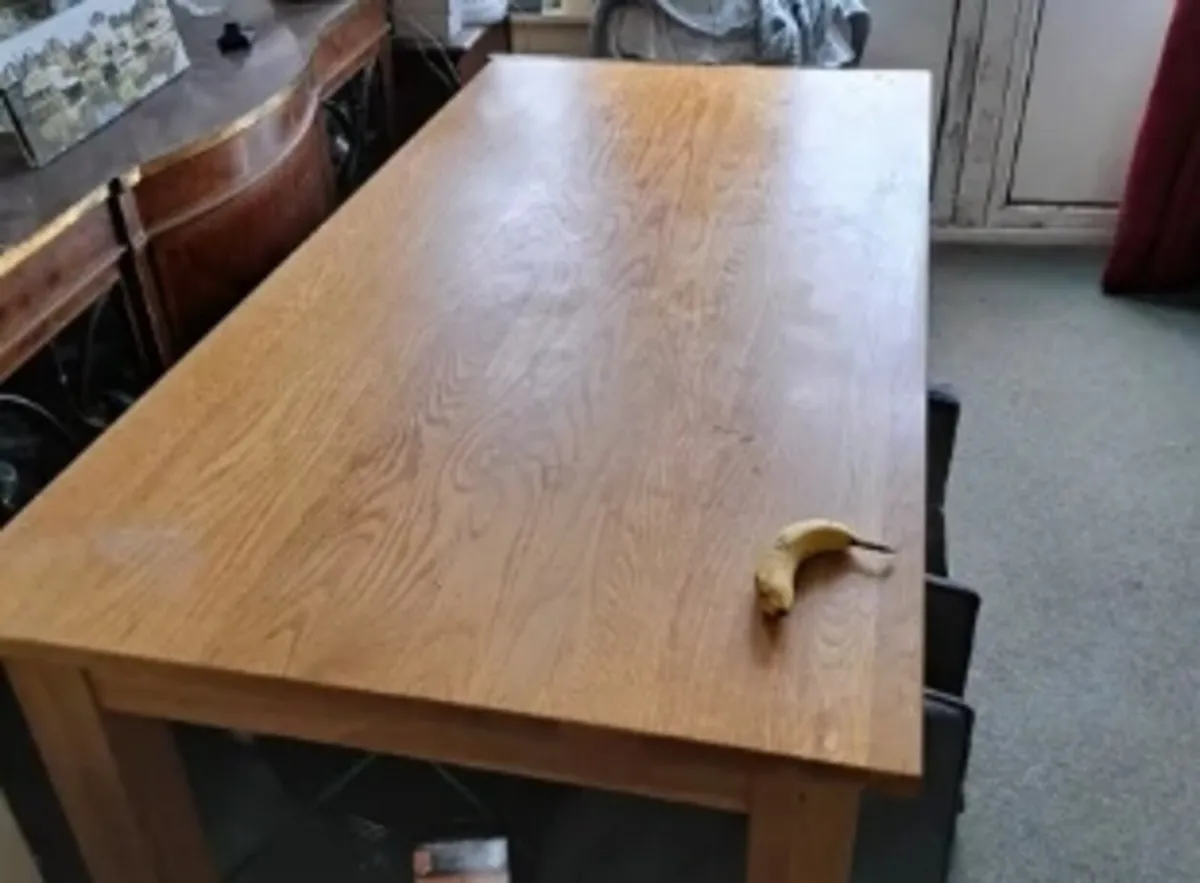 Kitchen table