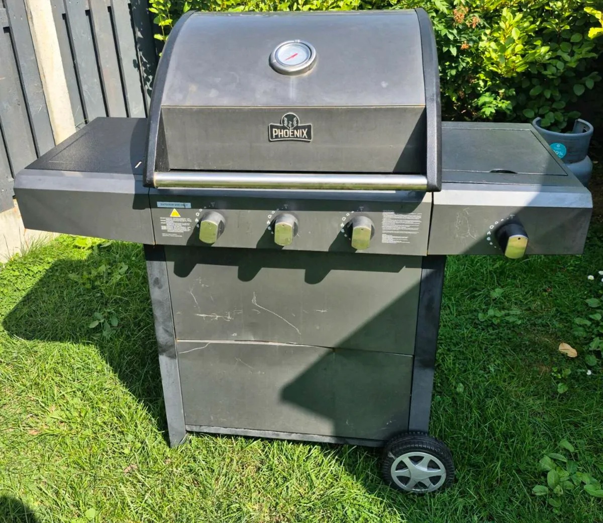 Phoenix 3 Burner Gas BBQ and Charcoal Bbq with 1 S - Image 1