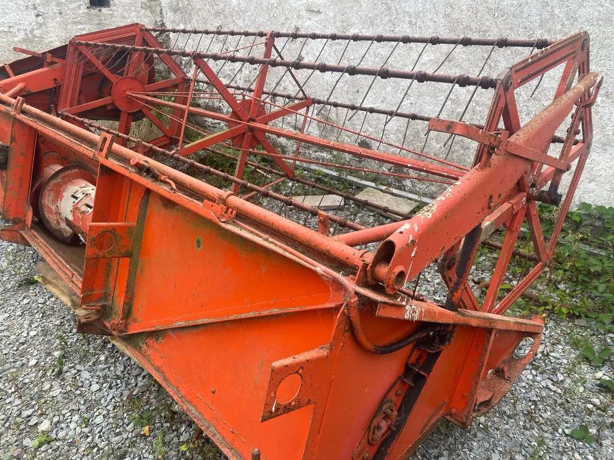 Deutz far header - Image 1