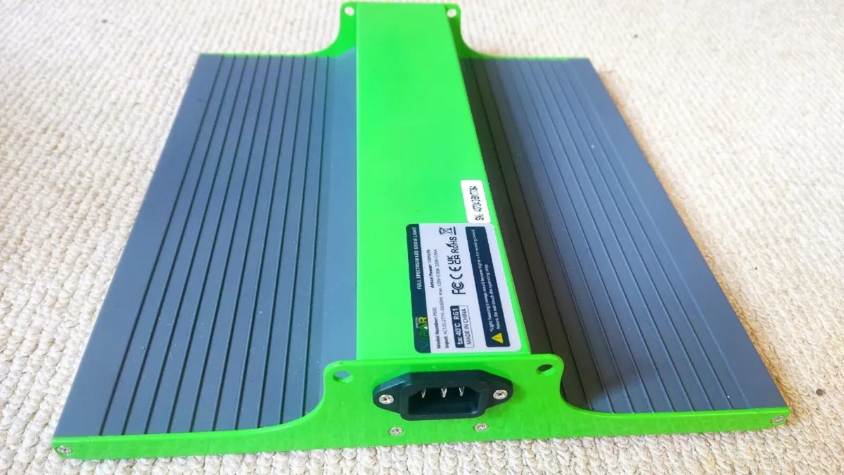 Led growing light Vipar spectra P600 - Image 2