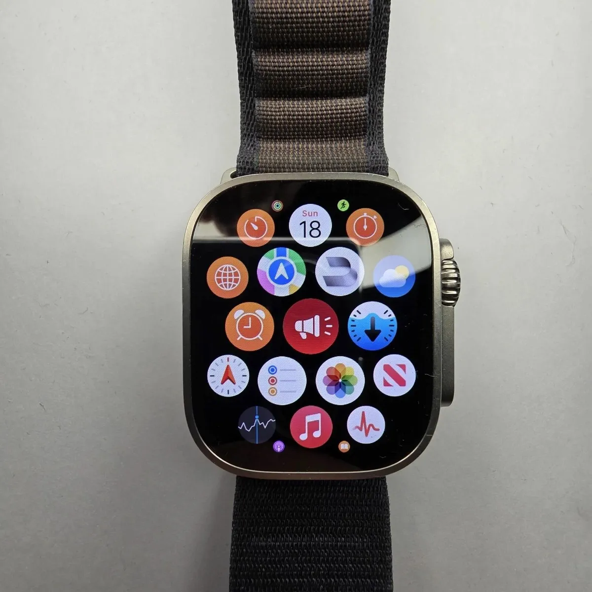 Apple Watch Ultra 2 49mm - Image 2