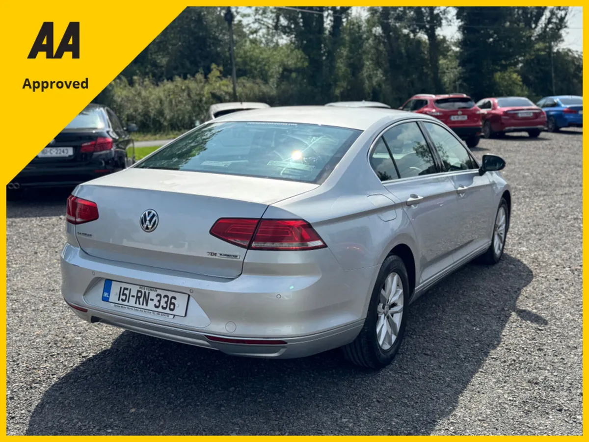 Volkswagen Passat COMFORTLINE 1.6 TDI MANUAL 6SPEE - Image 3