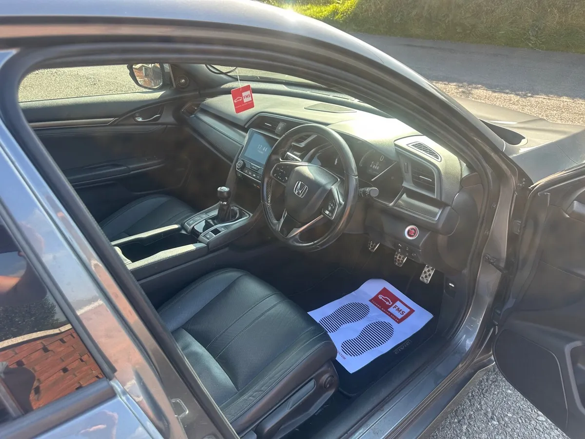 2018 Honda Civic damage repairable - Image 2