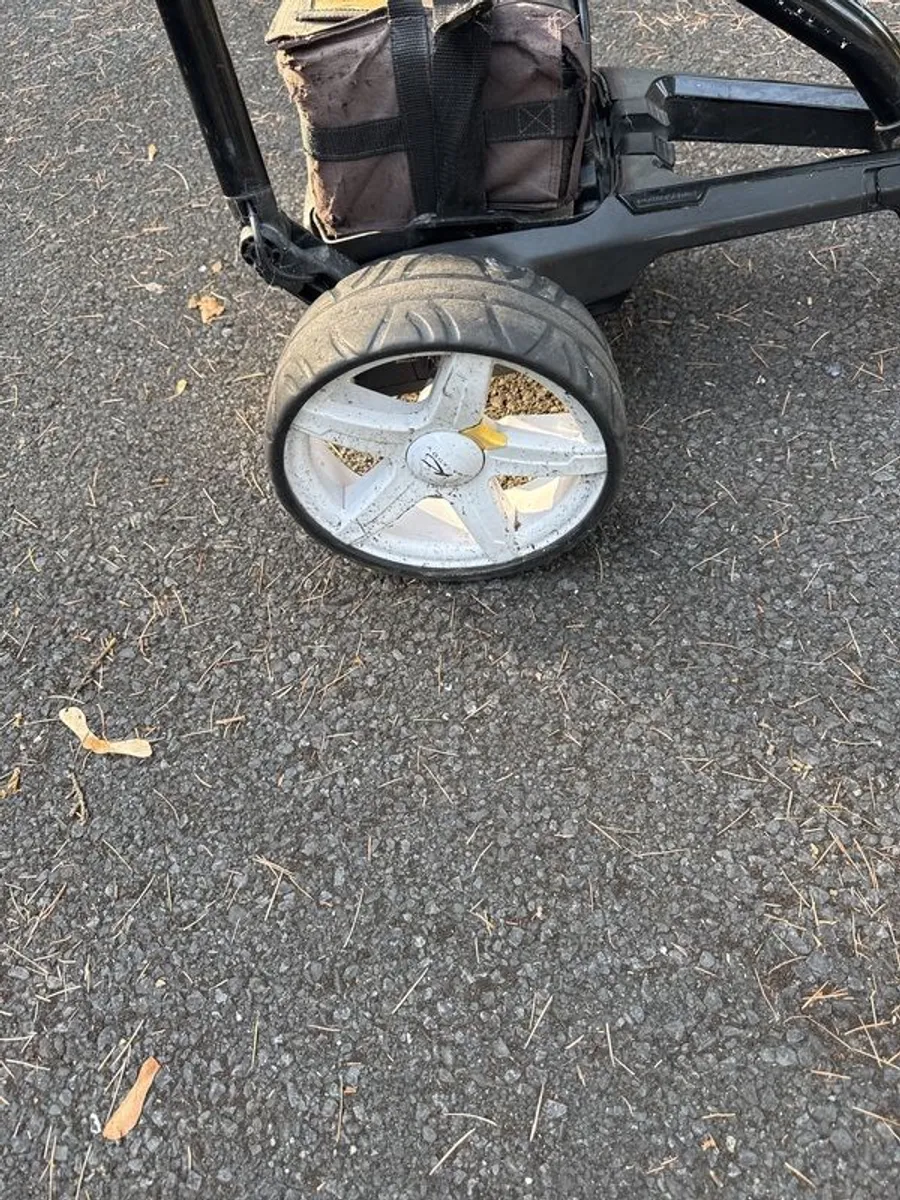 electric powacaddy golf trolley - Image 4