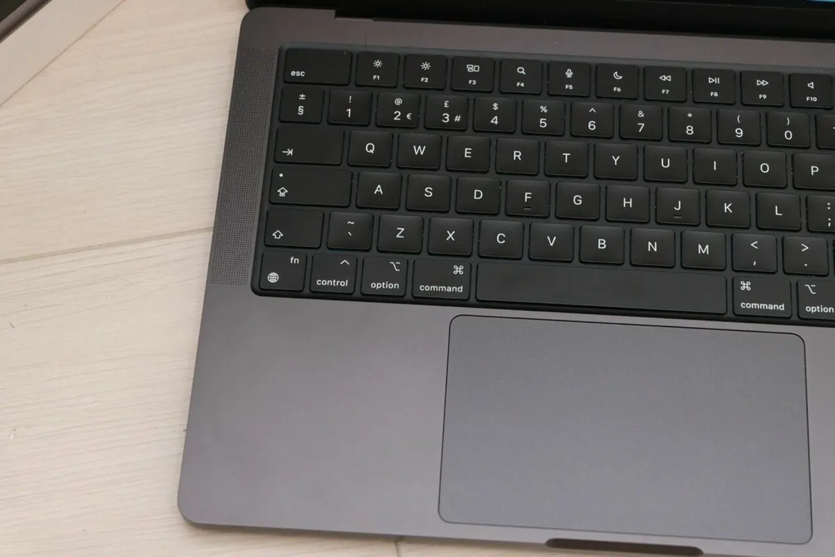Apple MacBook Pro 14" M3 Pro, 18GB - Image 3