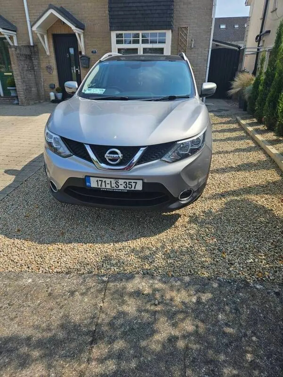 2017 Nissan Qashqai - Image 1