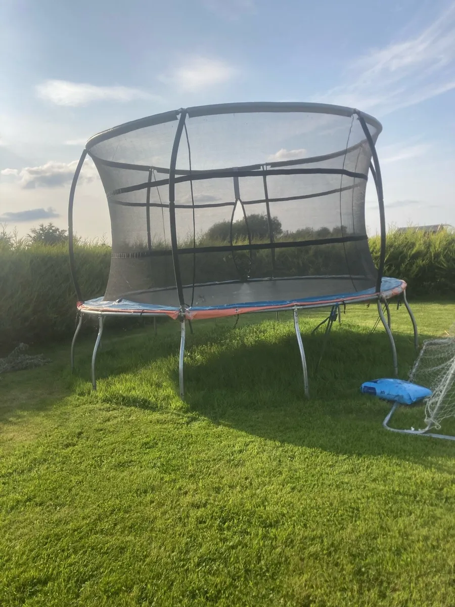 Trampoline - Image 1