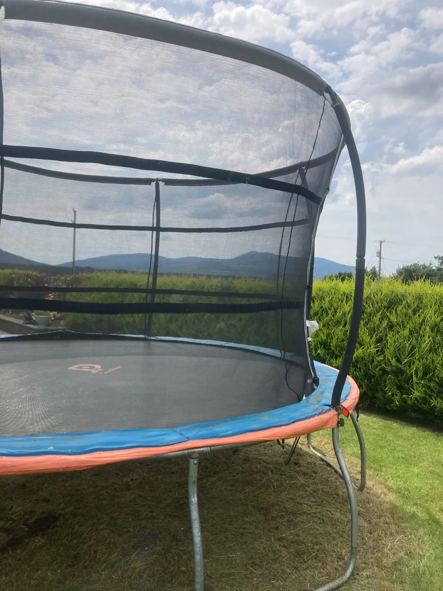 Trampoline - Image 3