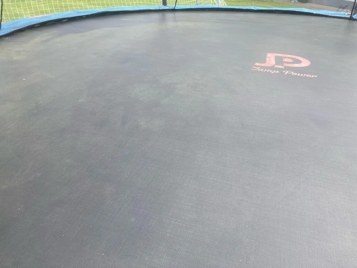 Trampoline - Image 4
