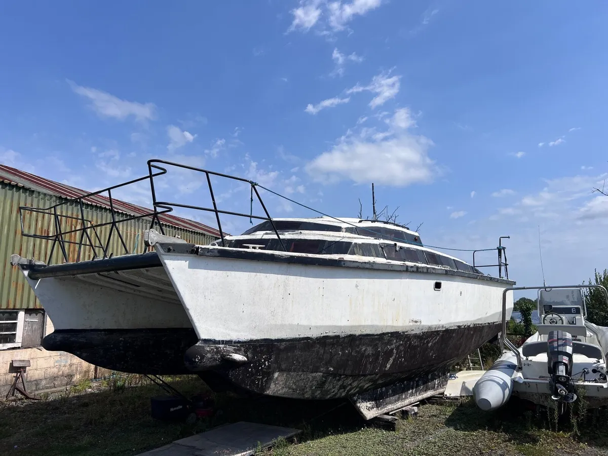 36 Catamaran - Image 1