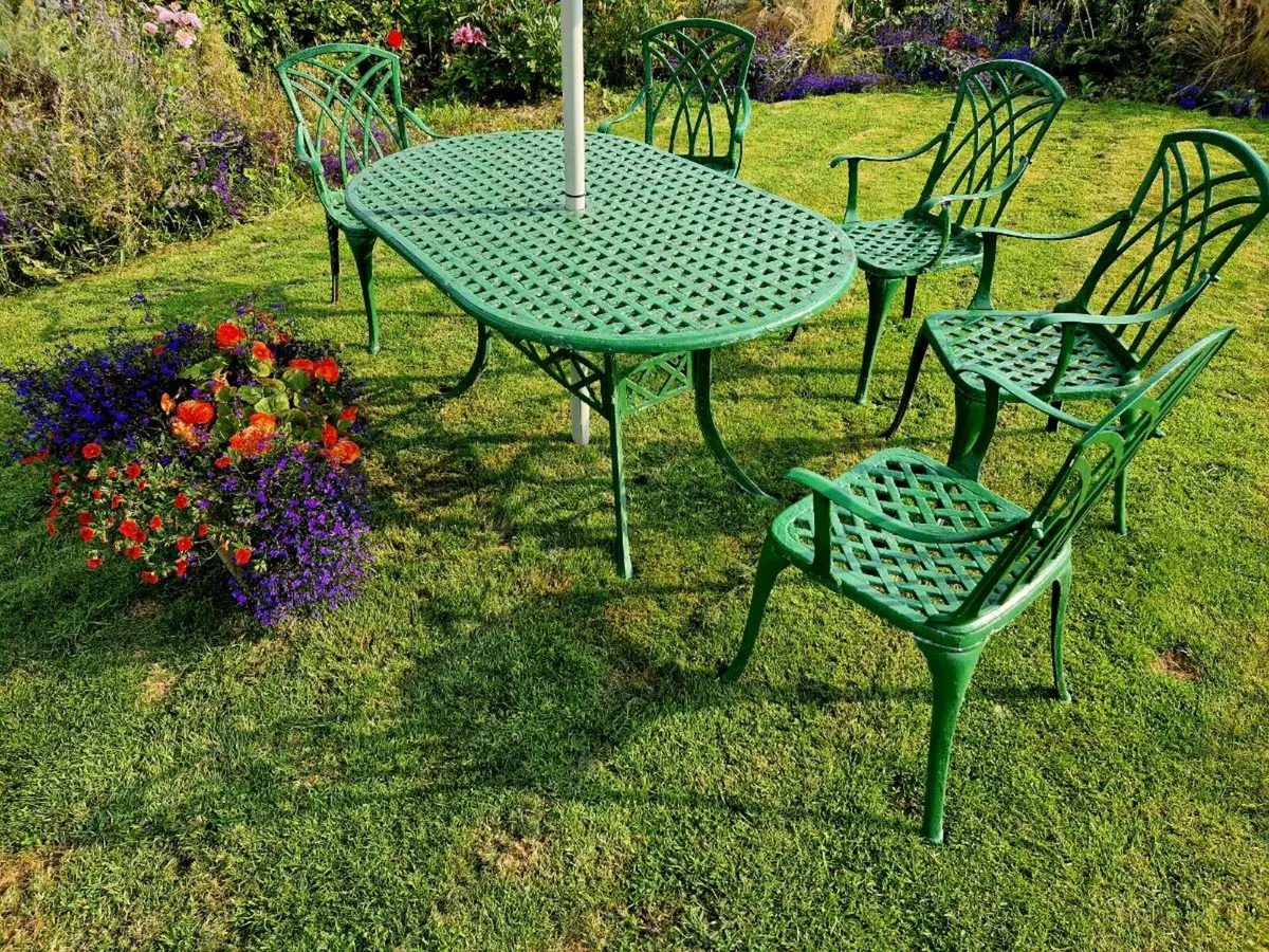 Table - Image 4