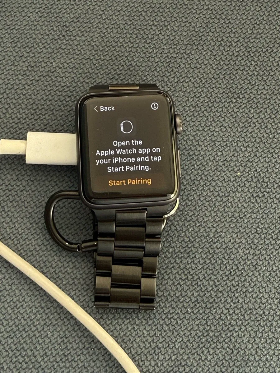 Apple Watch series 3 - Image 1