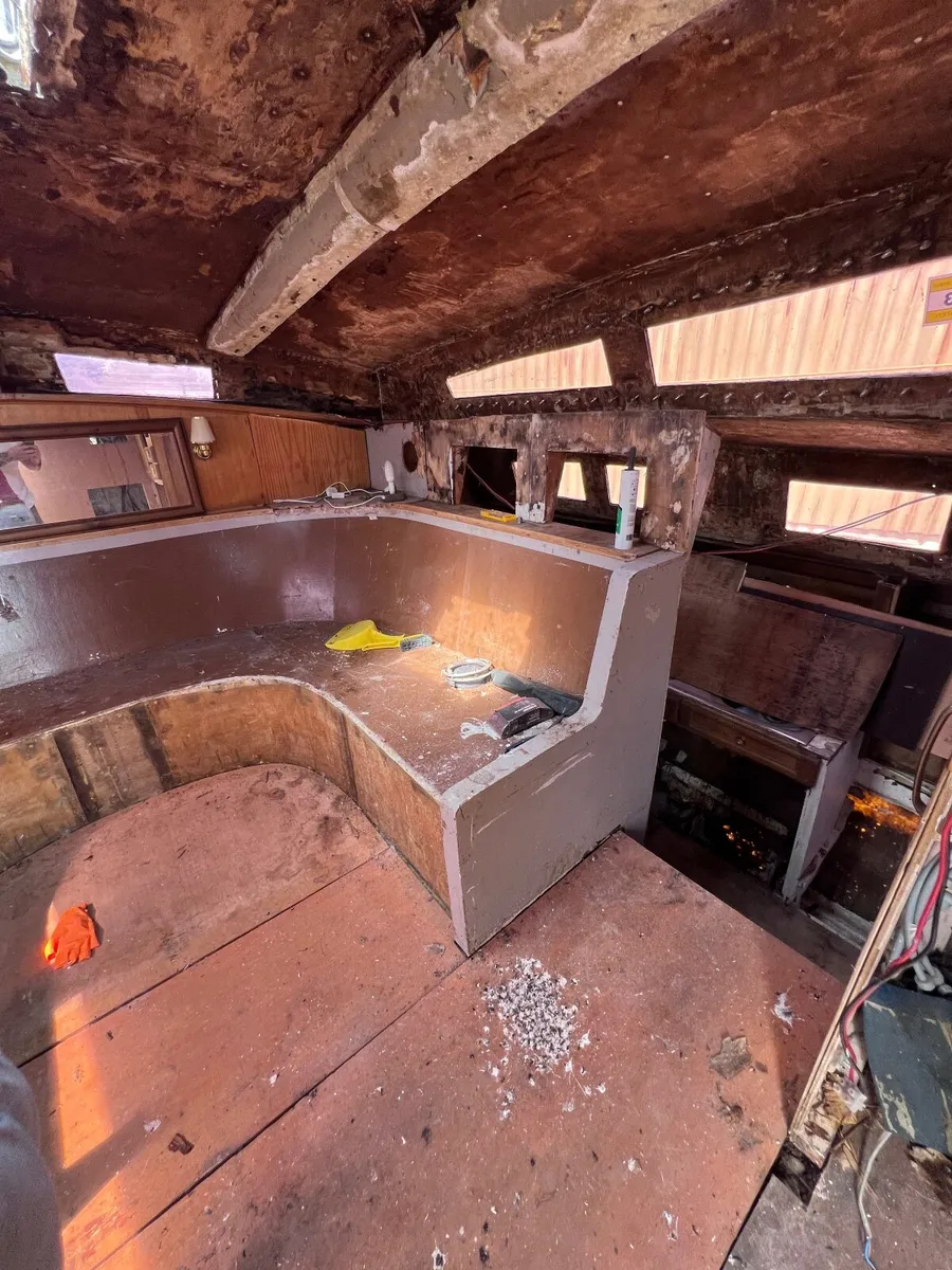 36 Catamaran - Image 3