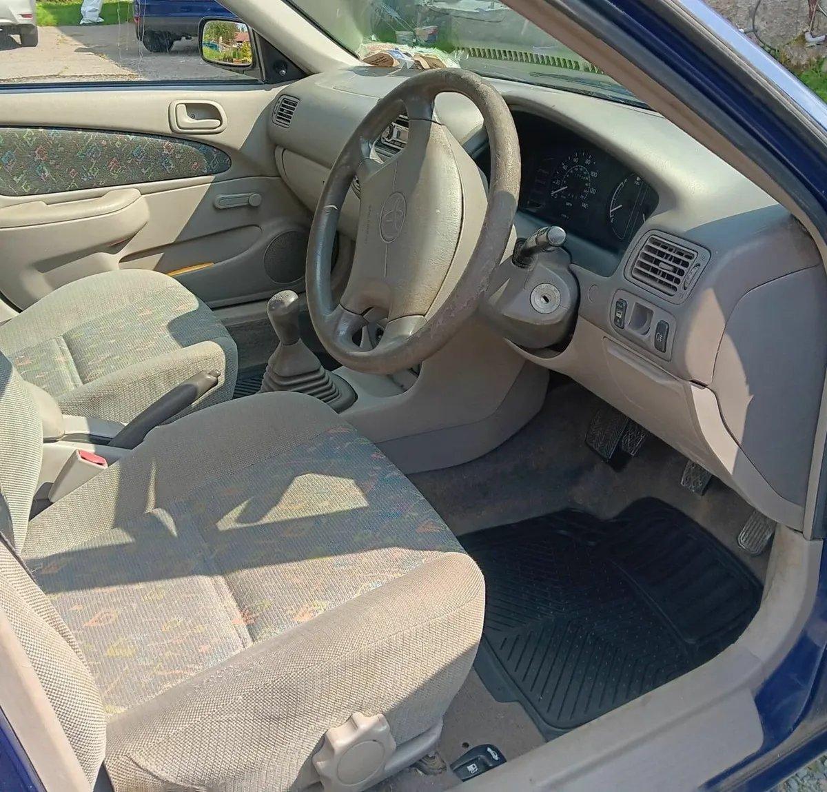 Toyota Corolla 1998 - Image 3