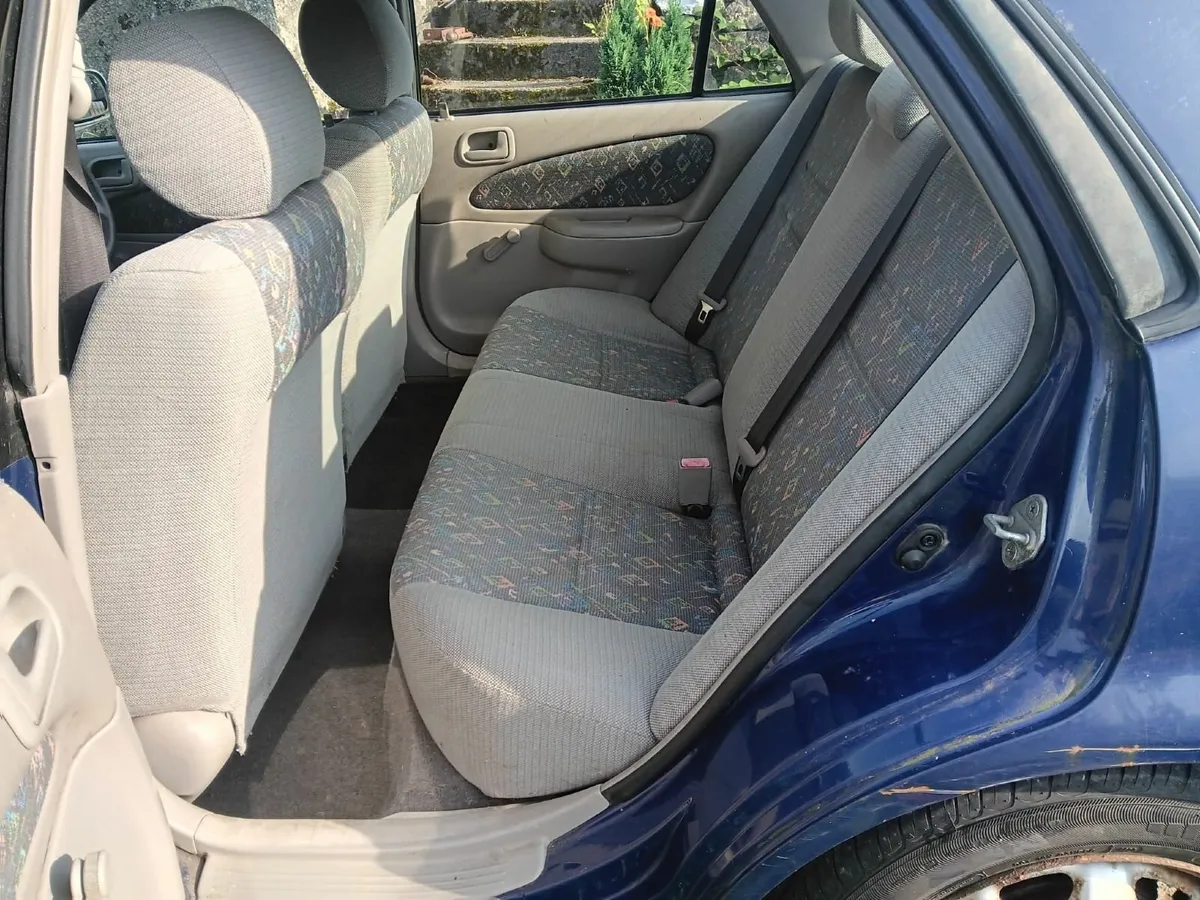 Toyota Corolla 1998 - Image 4