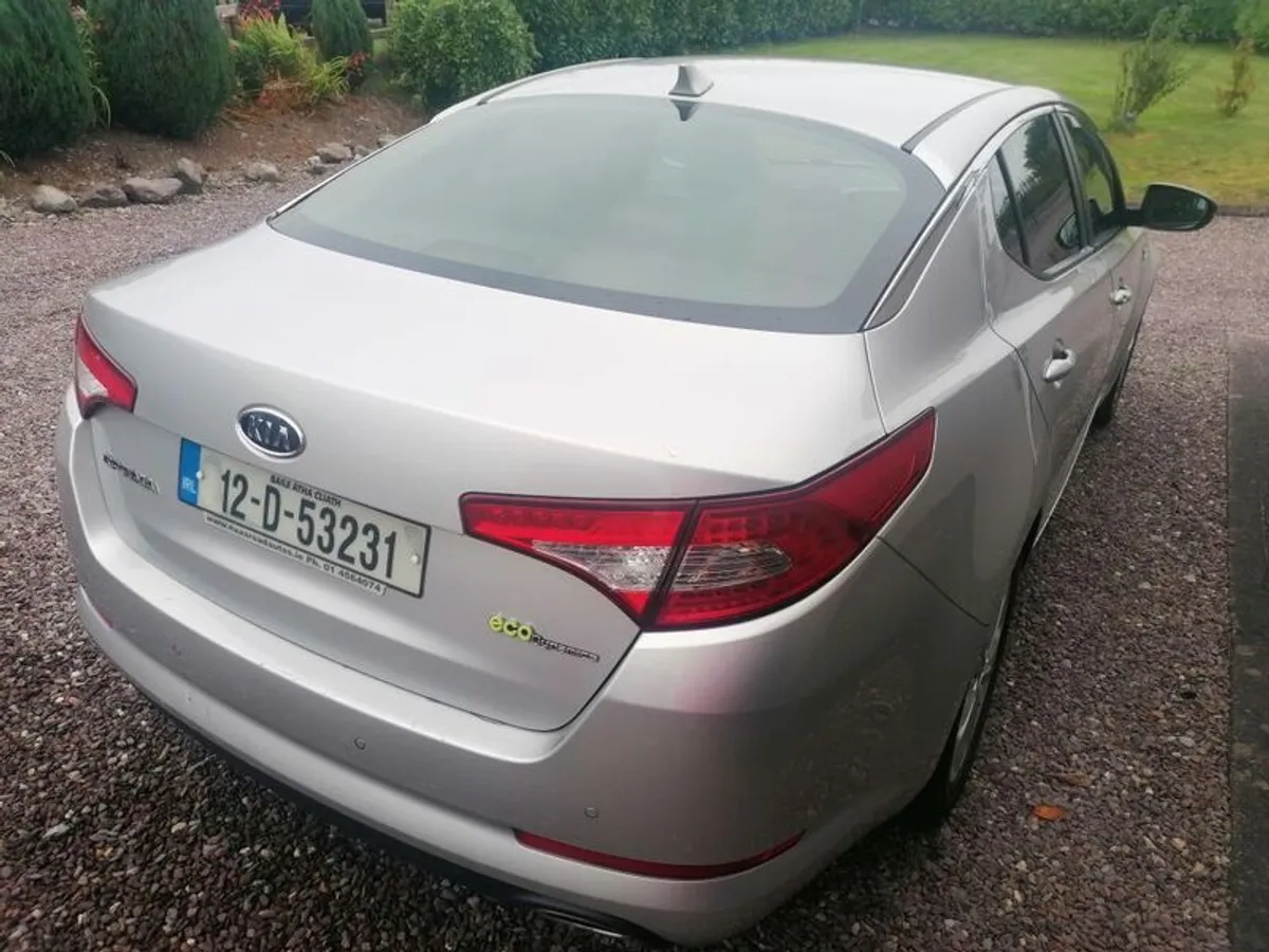 2012 Kia Optima Premium - Image 4
