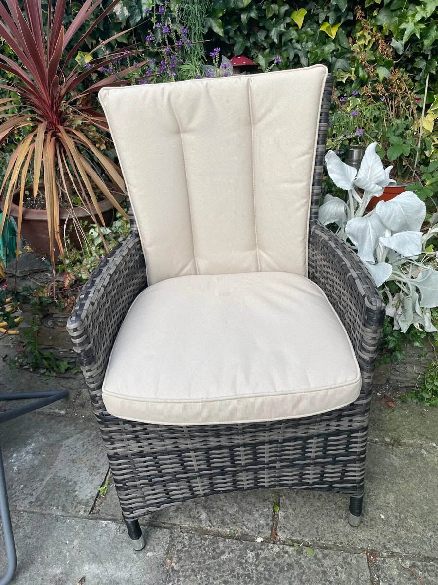 Garden table and six. chairs  brand new - Image 3