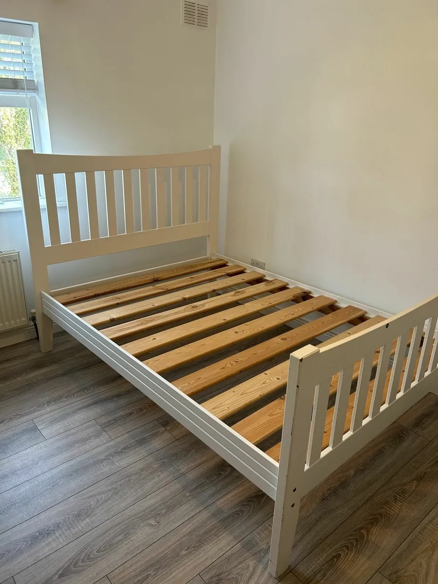 Double bed frame - Image 1