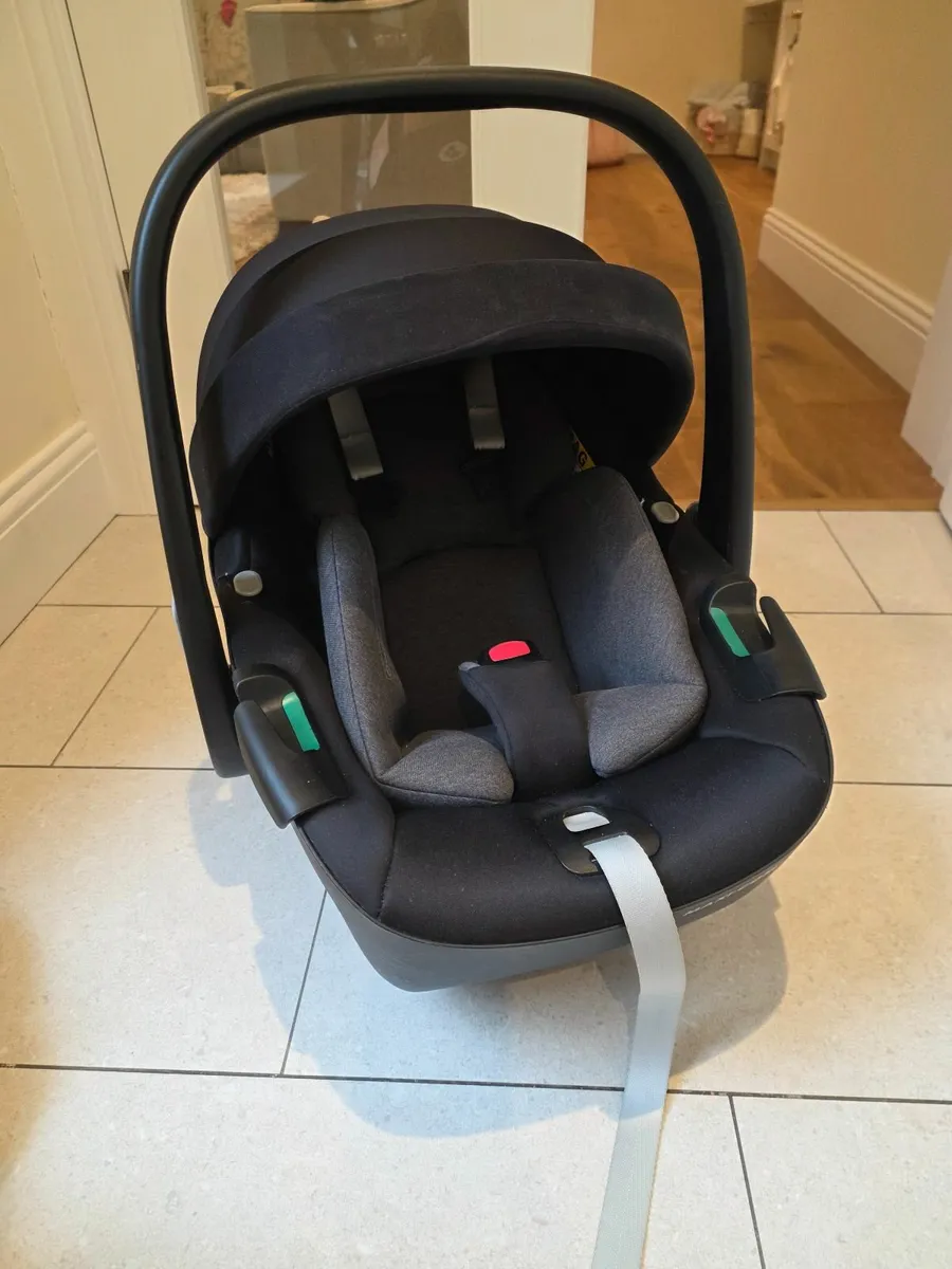 Maxi-Cosi Pebble 360 Car Seat - Image 4