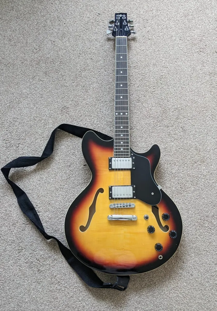 Electric Guitar - Image 1