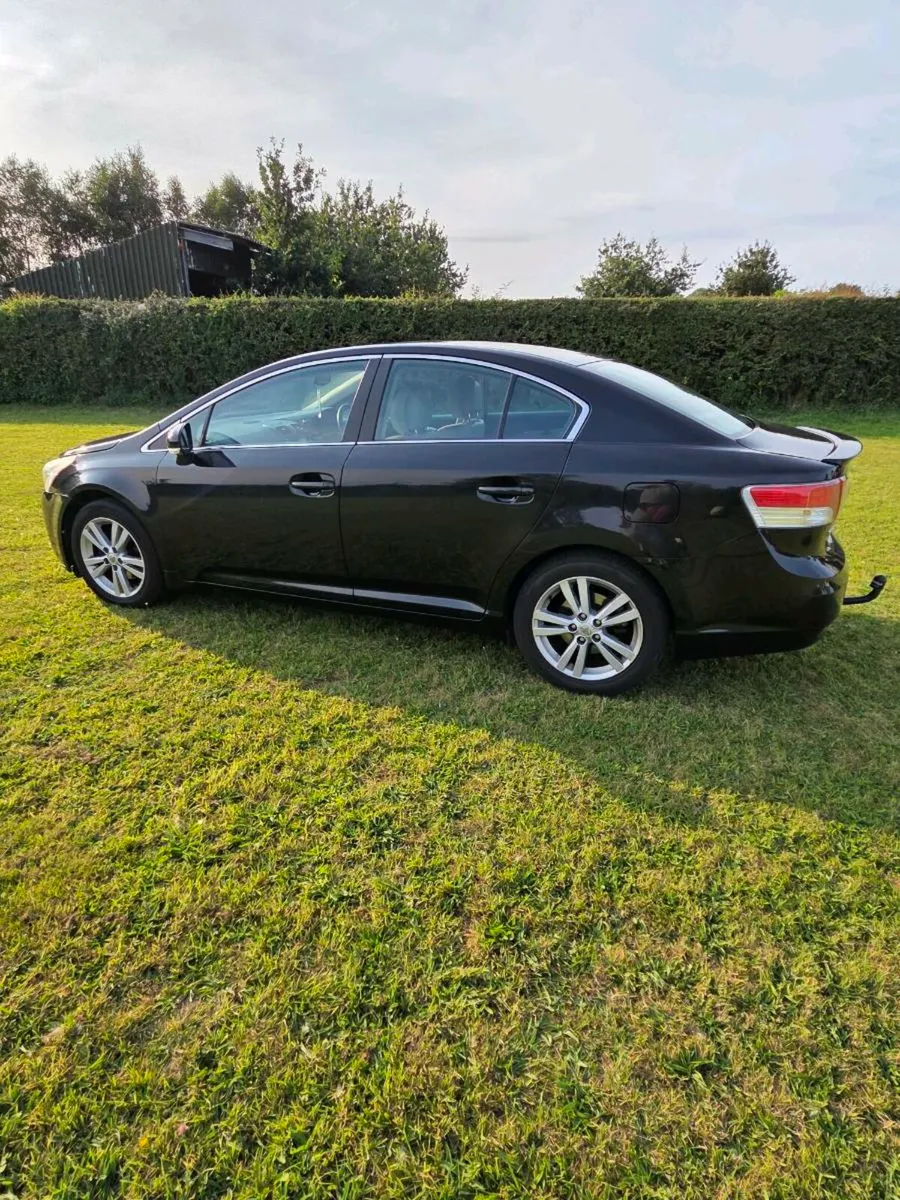 Toyota avensis - Image 3