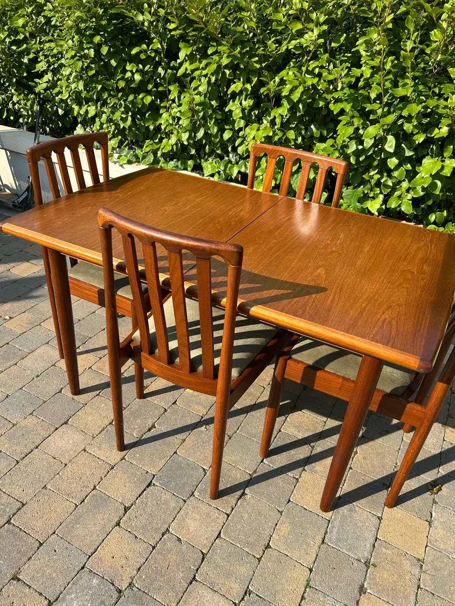 Mid century extendable teak table & 6 chairs - Image 3